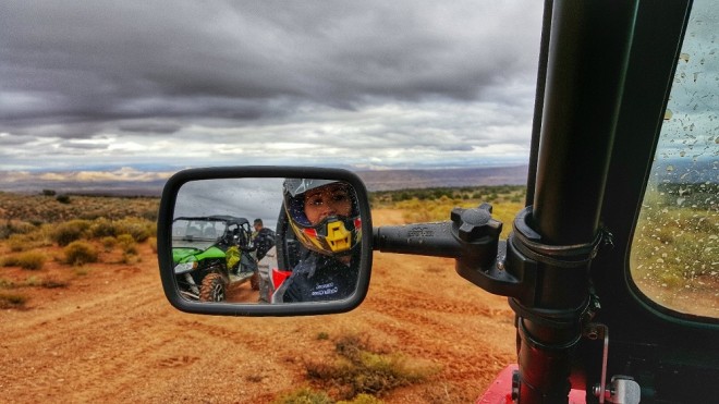 Look who’s driving! Image by Beth Santos on a Samsung Galaxy S6 edge+ equipped with Corning Gorilla Glass.